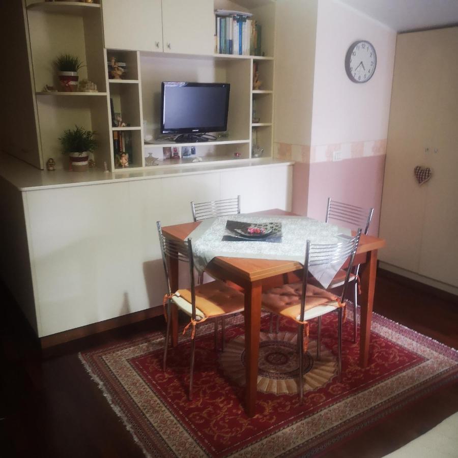 B&B Camera Per Uomini Pescara Eksteriør bilde
